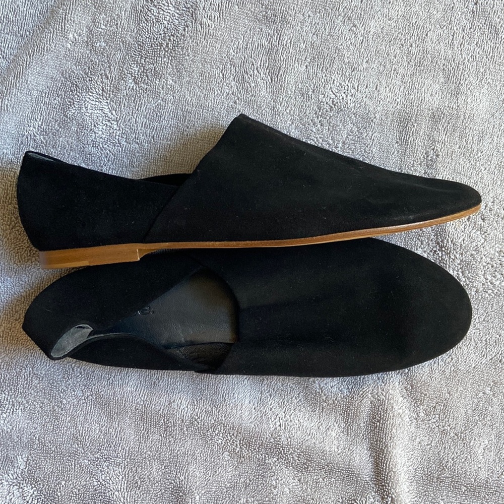 VINCE Black Slip On Suede Loafer Never Worn! Size 8
